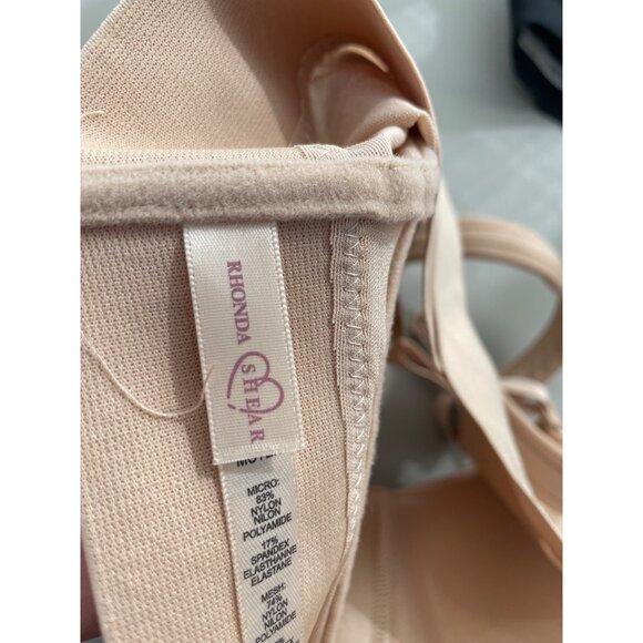 Rhonda Shear 2 Pack Molded Cup Bra with Wrap Back Size Medium Black Beige 647.12 - Picture 5 of 10